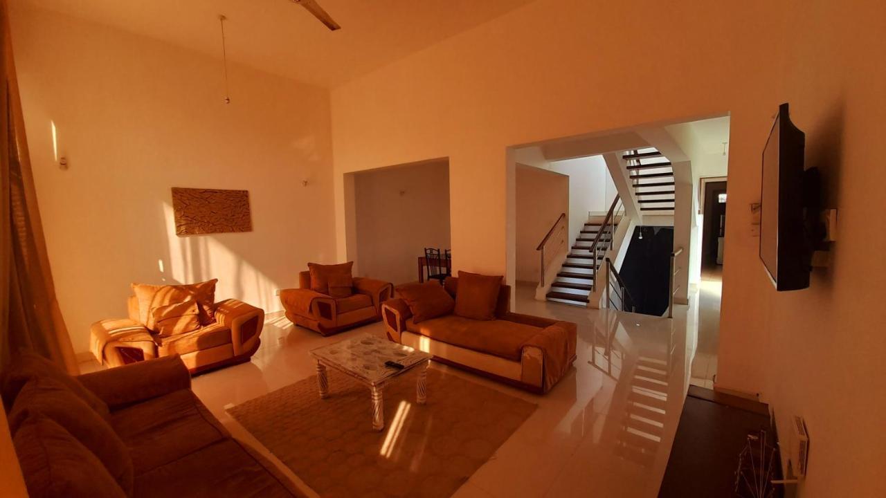 Ary Homestay Nyali- A Walk Away From City Mall Mombasa Exteriér fotografie